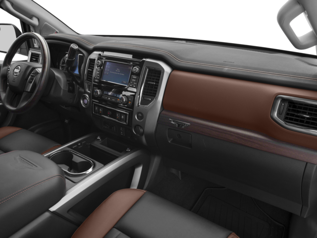 2017 Nissan Titan SV