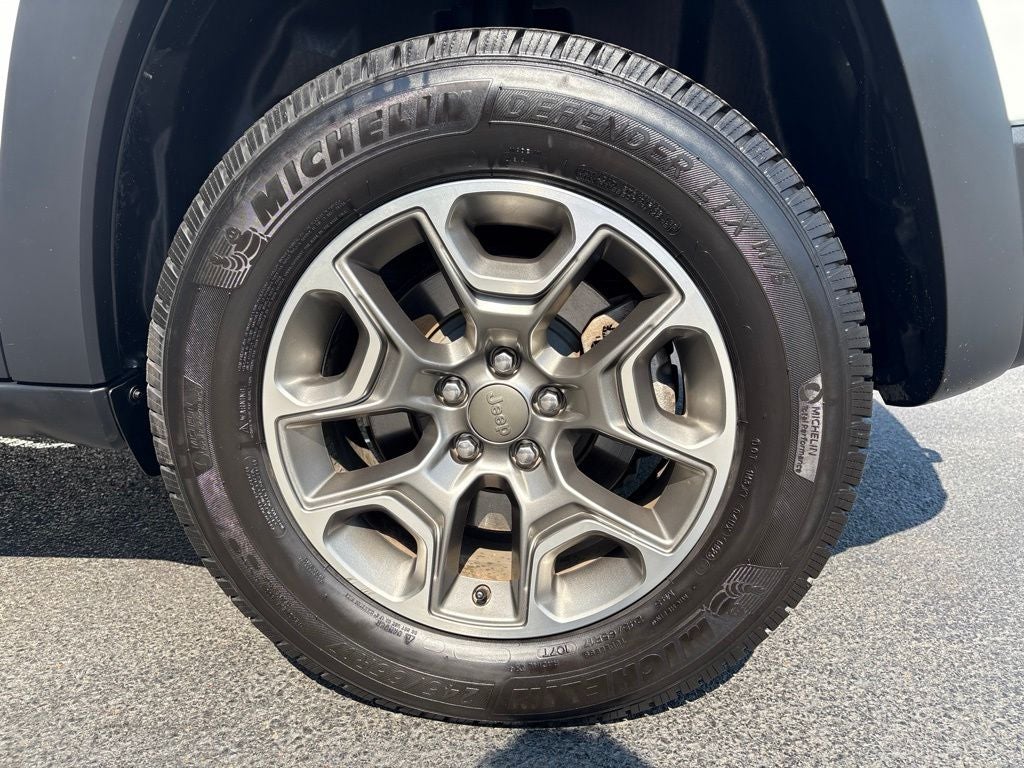 2021 Jeep Cherokee Trailhawk