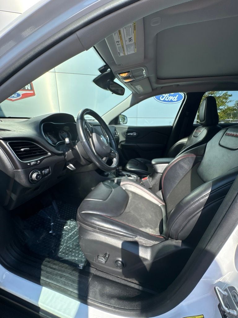 2021 Jeep Cherokee Trailhawk