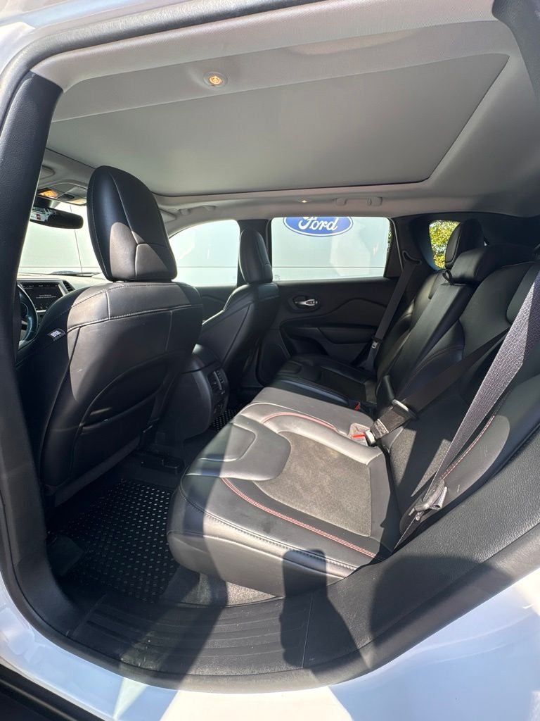 2021 Jeep Cherokee Trailhawk