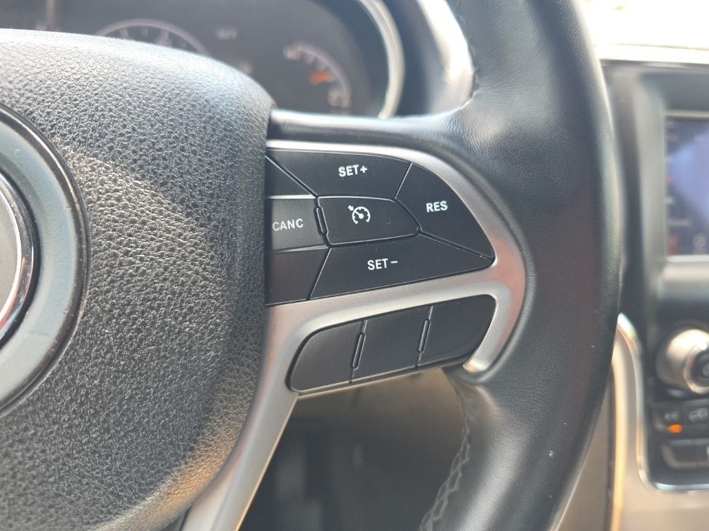 2019 Jeep Grand Cherokee Laredo E