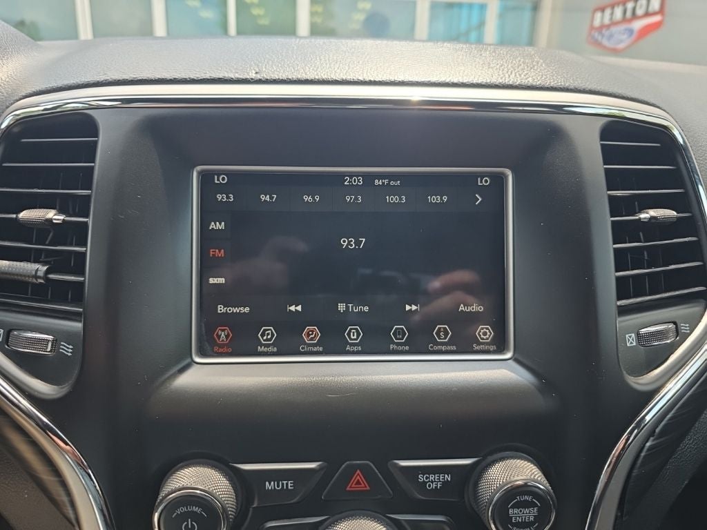 2019 Jeep Grand Cherokee Laredo E