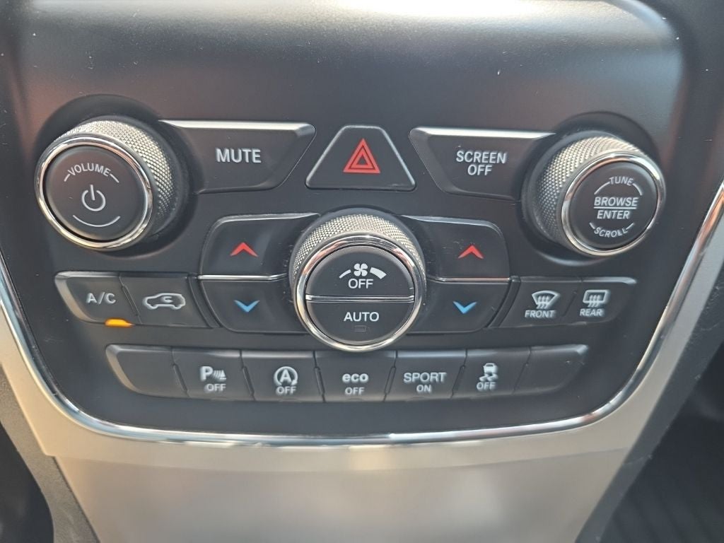 2019 Jeep Grand Cherokee Laredo E