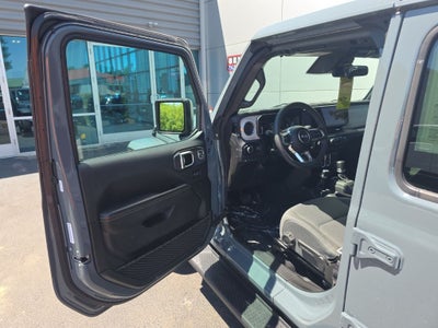 2025 Jeep Wrangler Sahara 4xe