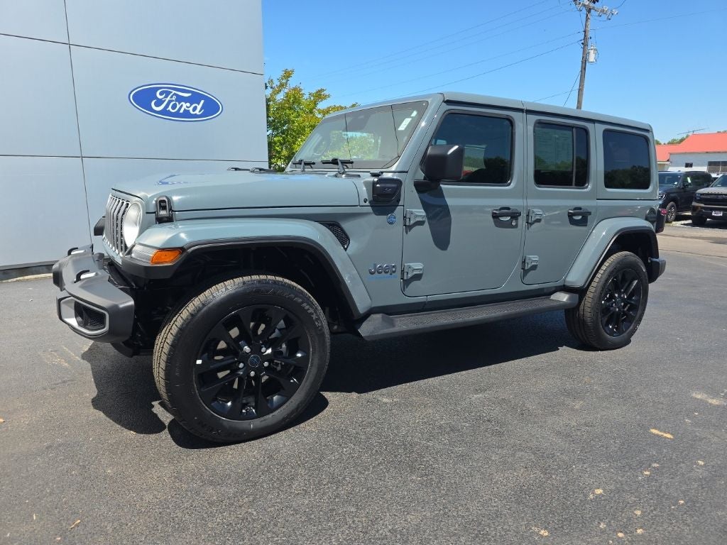 2025 Jeep Wrangler Sahara 4xe