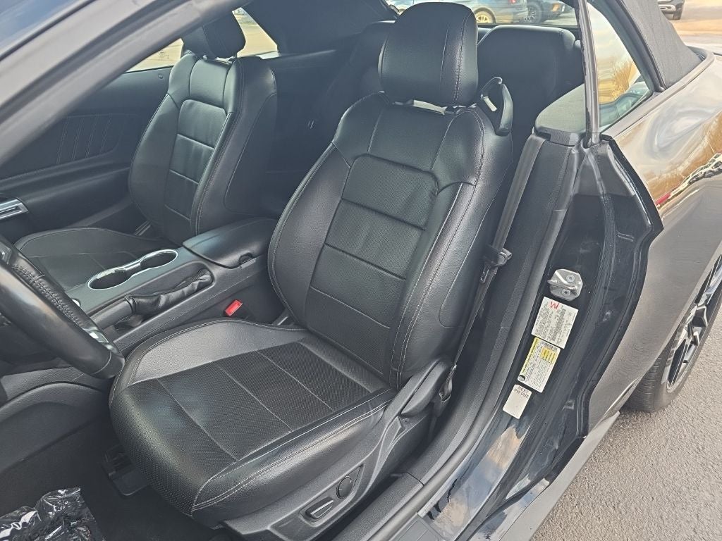 2022 Ford Mustang EcoBoost Premium