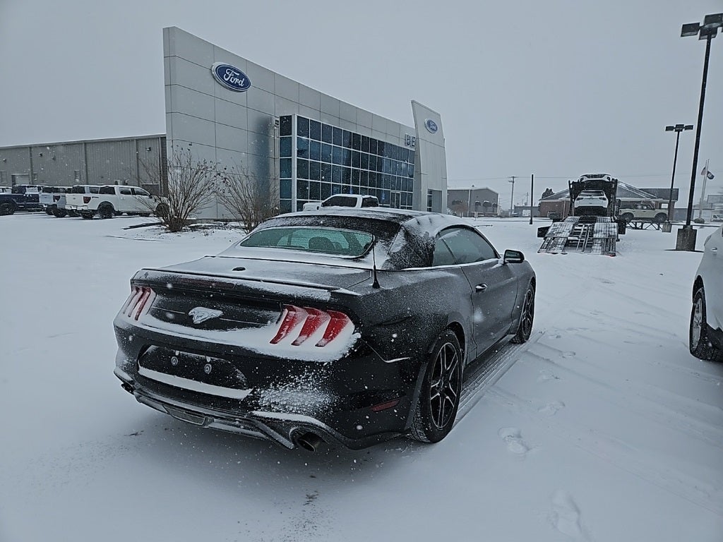 2022 Ford Mustang EcoBoost Premium