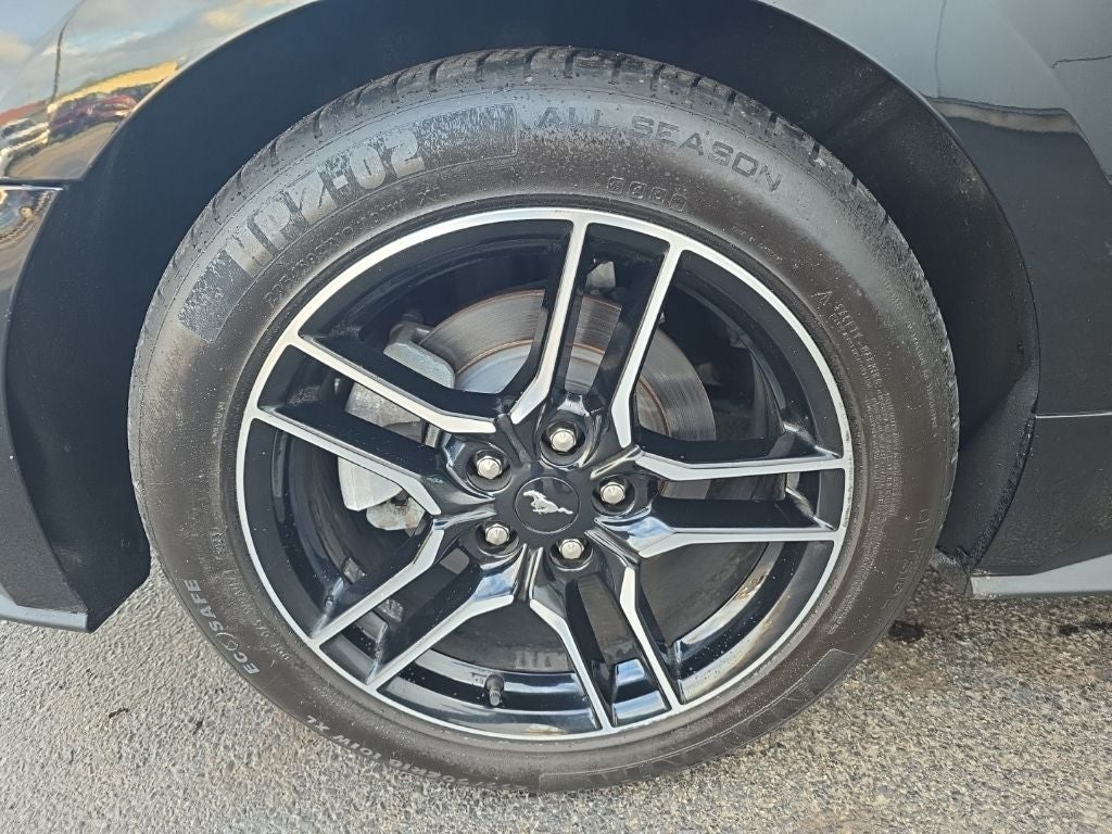 2022 Ford Mustang EcoBoost Premium