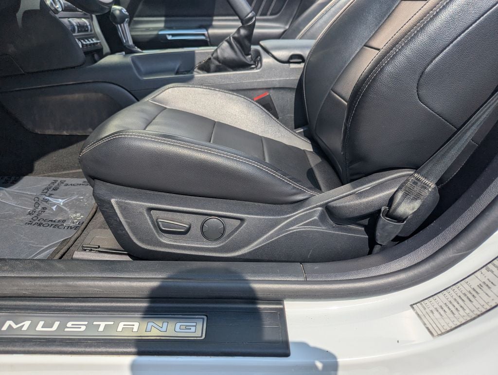 2022 Ford Mustang EcoBoost Premium
