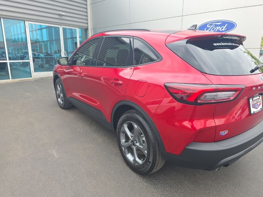 2025 Ford Escape Hybrid ST-Line