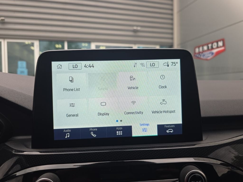 2025 Ford Escape Hybrid ST-Line