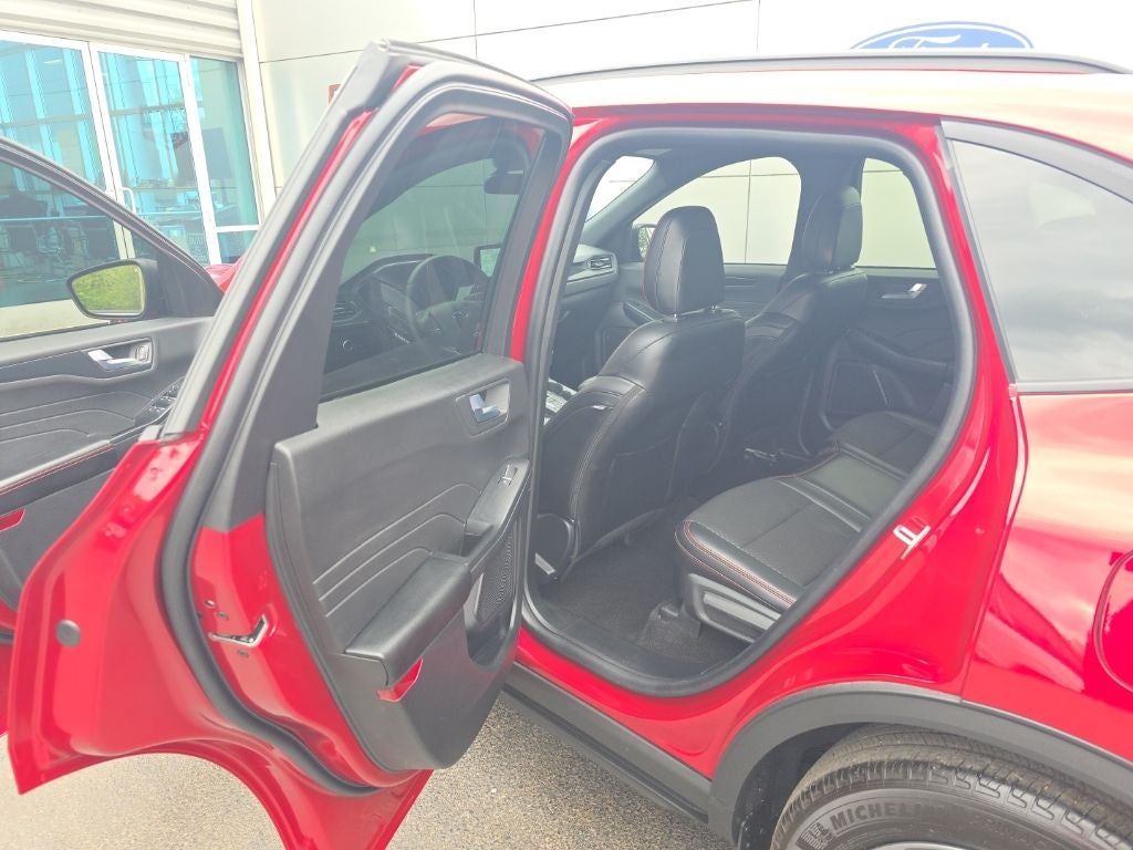 2025 Ford Escape Hybrid ST-Line