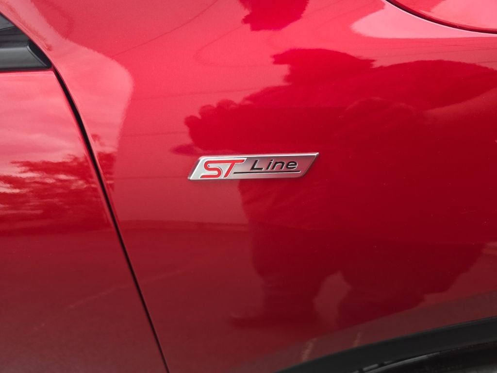 2025 Ford Escape Hybrid ST-Line