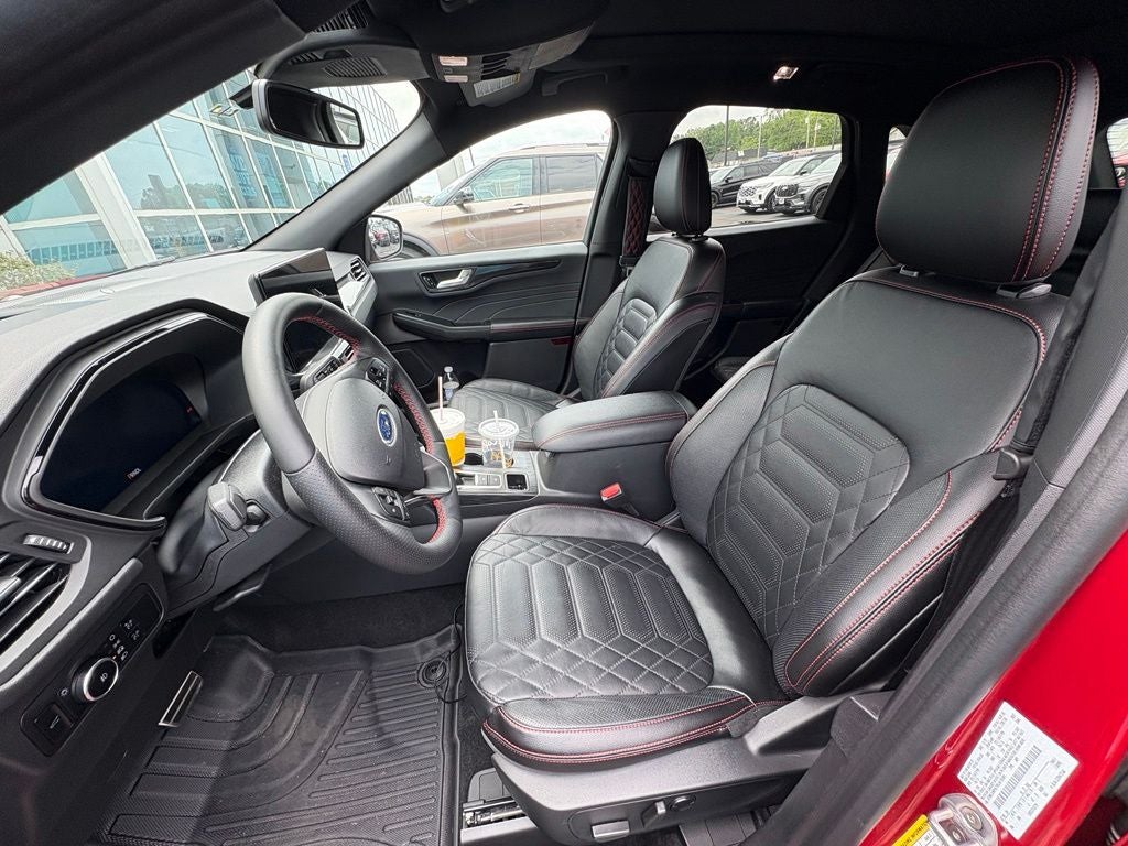 2024 Ford Escape ST-Line Elite
