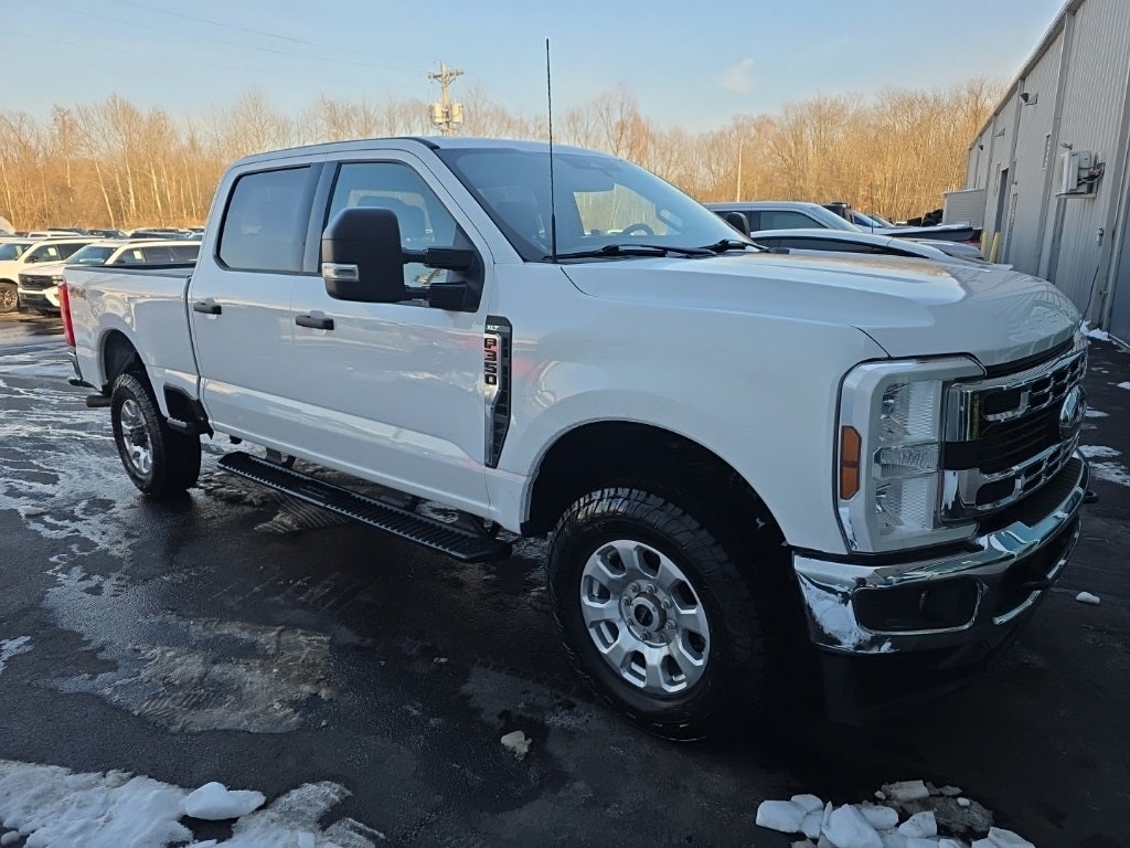2024 Ford F-350SD XLT