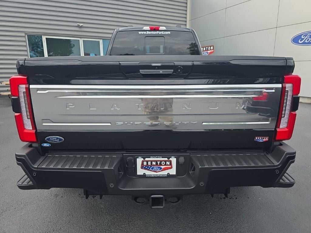 2023 Ford F-450SD Platinum DRW