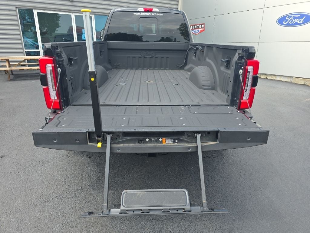 2023 Ford F-450SD Platinum DRW