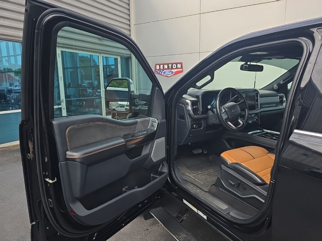 2023 Ford F-450SD Platinum DRW
