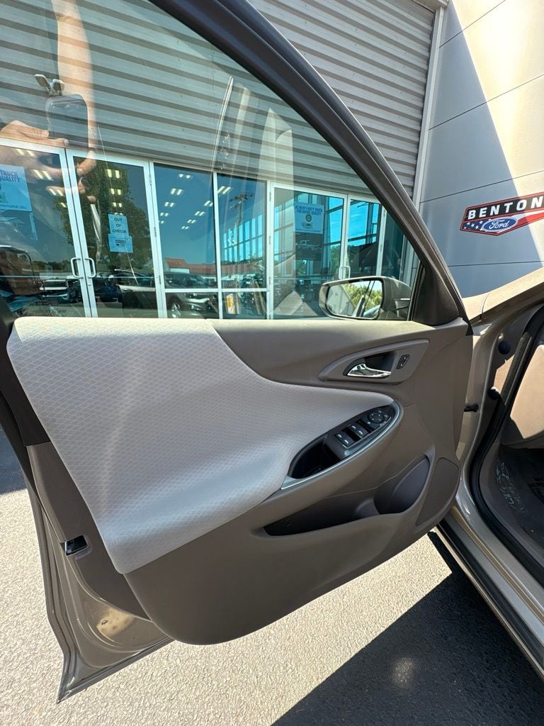 2023 Chevrolet Malibu LS 1FL