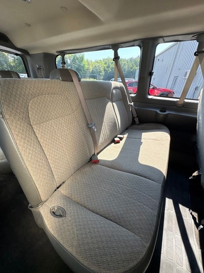 2025 Chevrolet Express 3500 LS Passenger