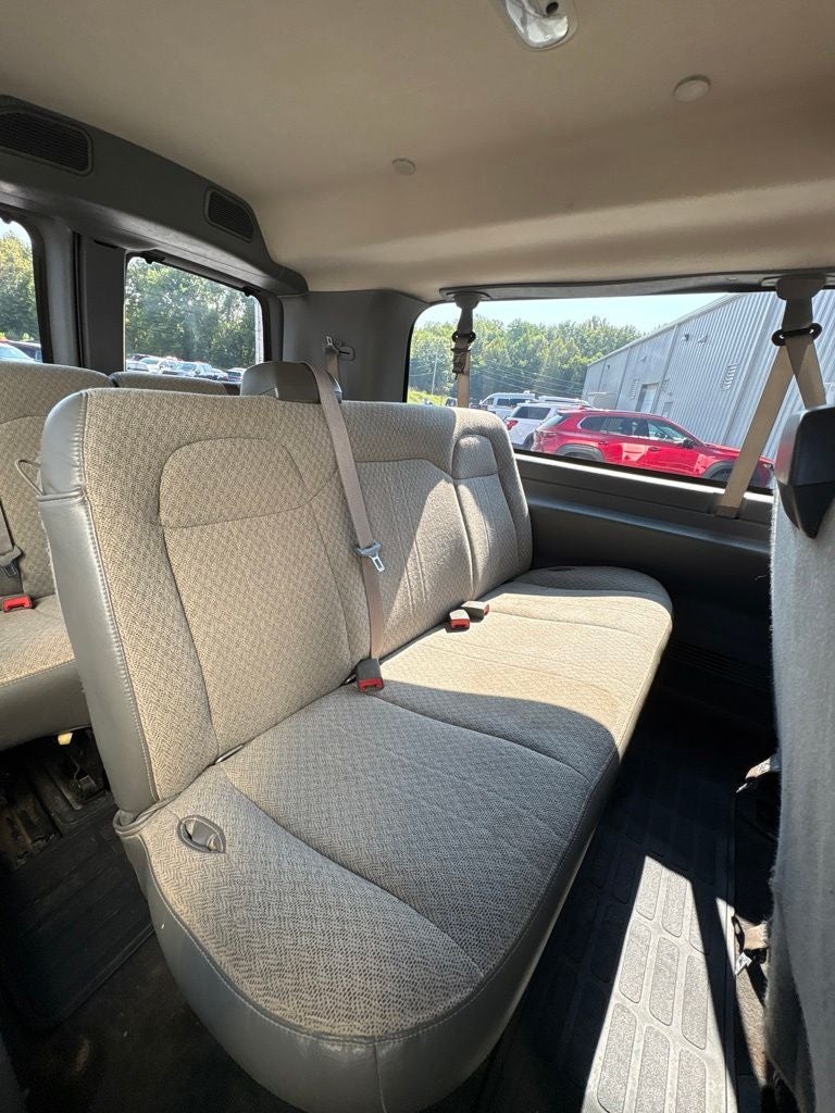 2025 Chevrolet Express 3500 LS Passenger