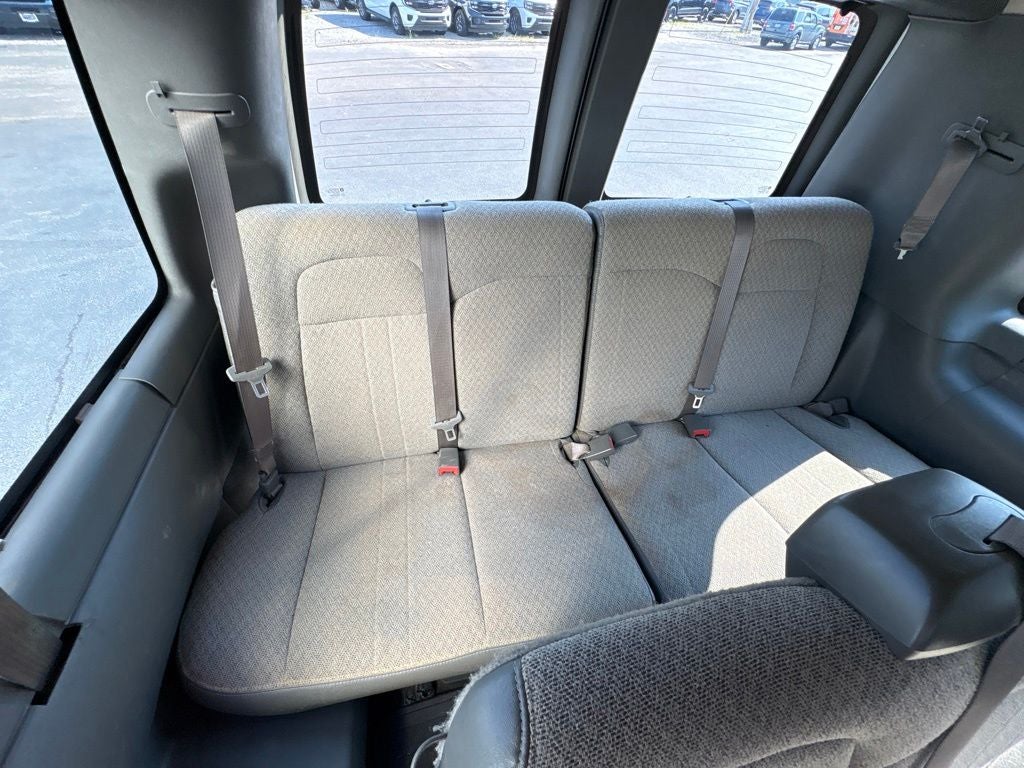 2025 Chevrolet Express 3500 LS Passenger