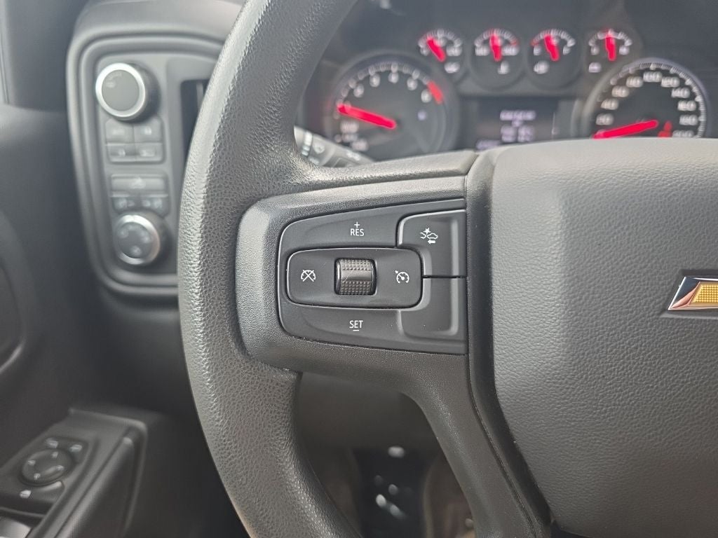 2024 Chevrolet Silverado 1500 Custom