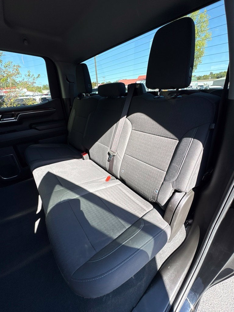 2025 Chevrolet Silverado 1500 LT LT1