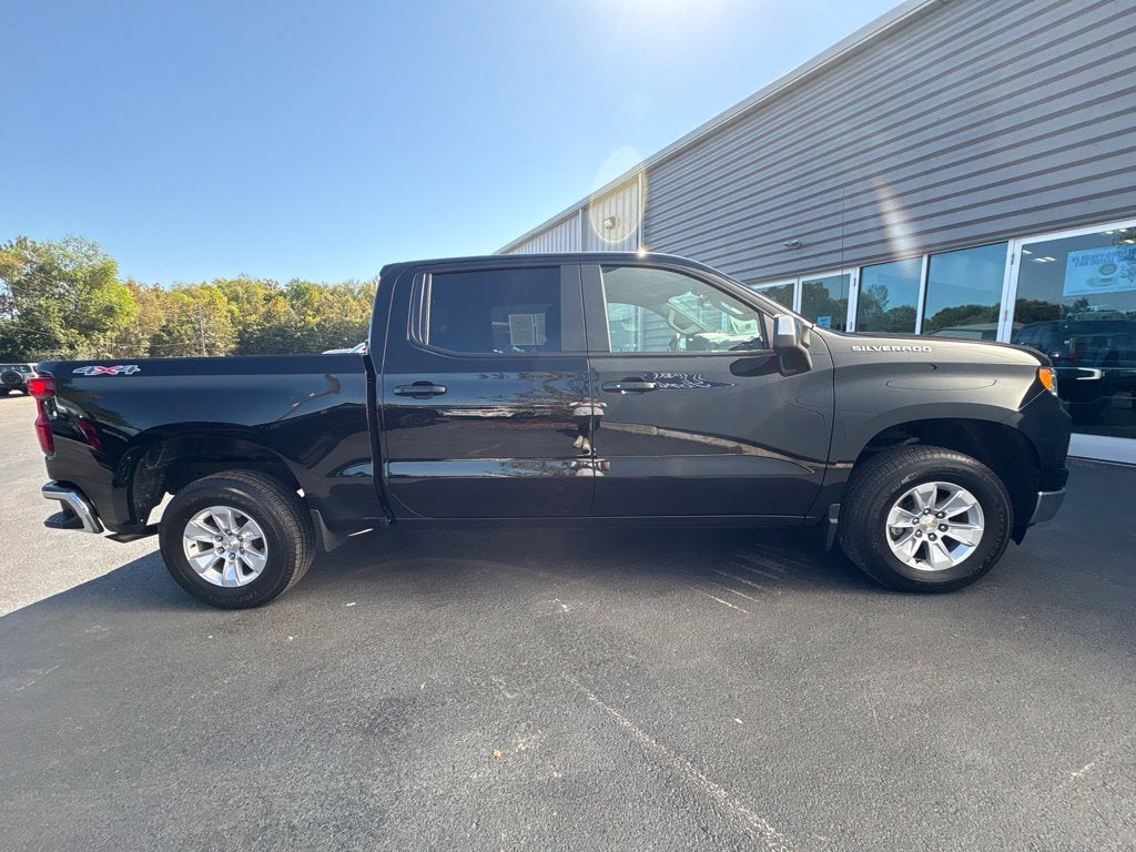 2025 Chevrolet Silverado 1500 LT LT1