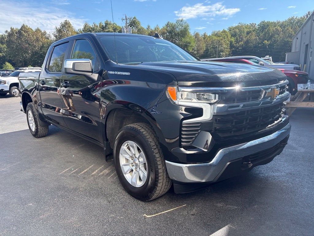 2025 Chevrolet Silverado 1500 LT LT1