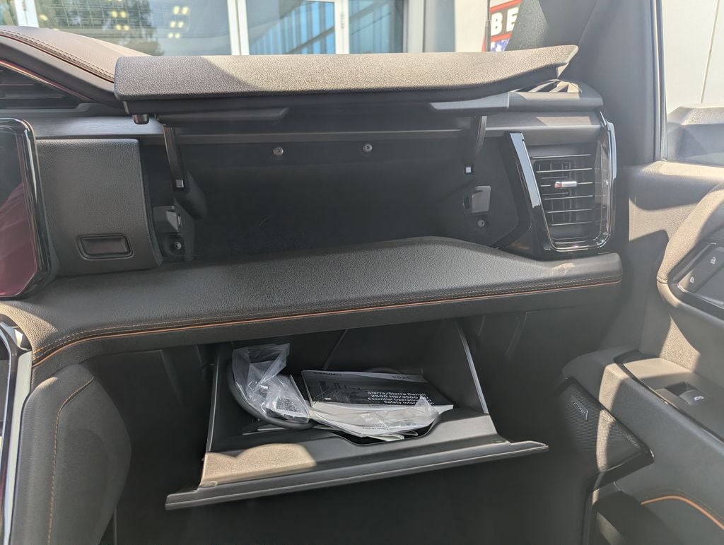 2025 GMC Sierra 2500HD AT4