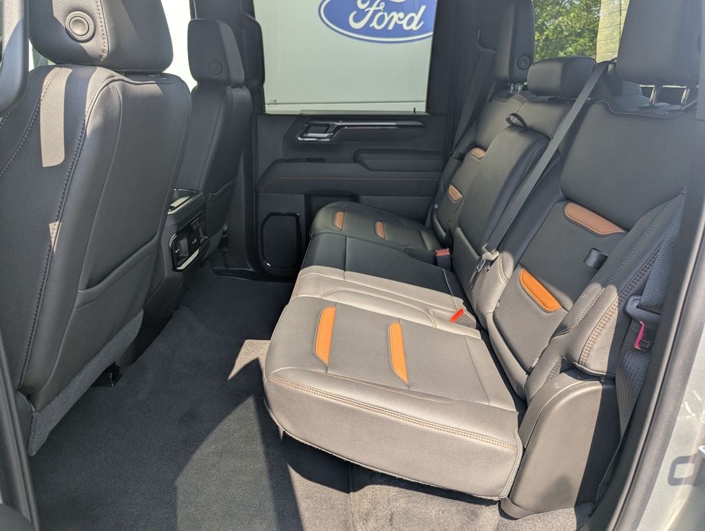2025 GMC Sierra 2500HD AT4