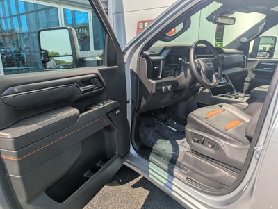 2025 GMC Sierra 2500HD AT4