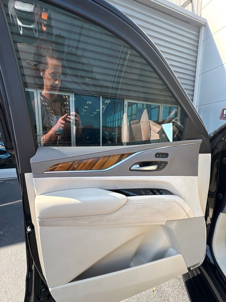 2022 Cadillac Escalade Sport Platinum