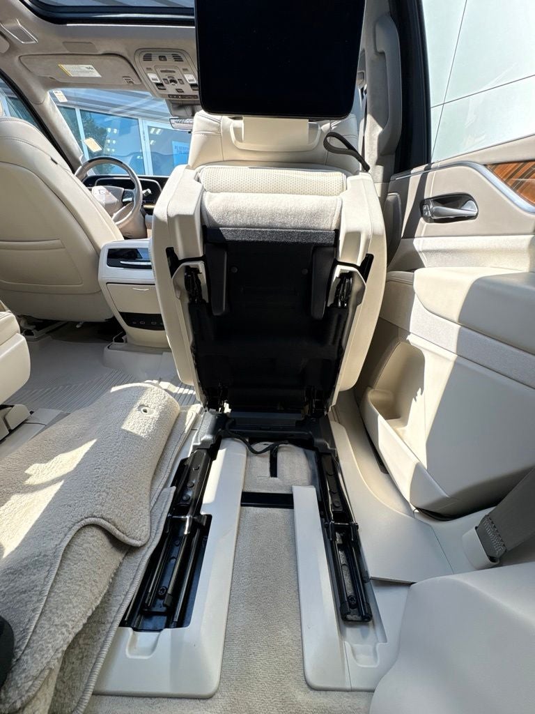 2022 Cadillac Escalade Sport Platinum
