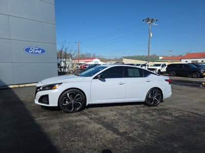 2023 Nissan Altima 2.5 SR