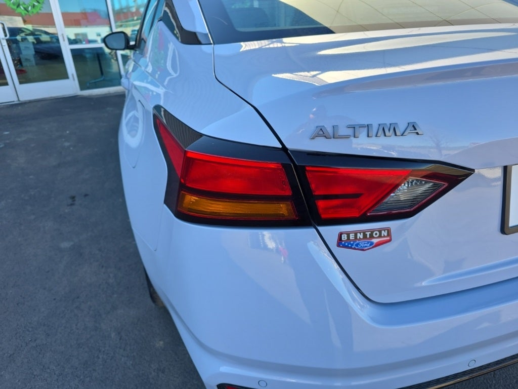 2025 Nissan Altima 2.5 SR