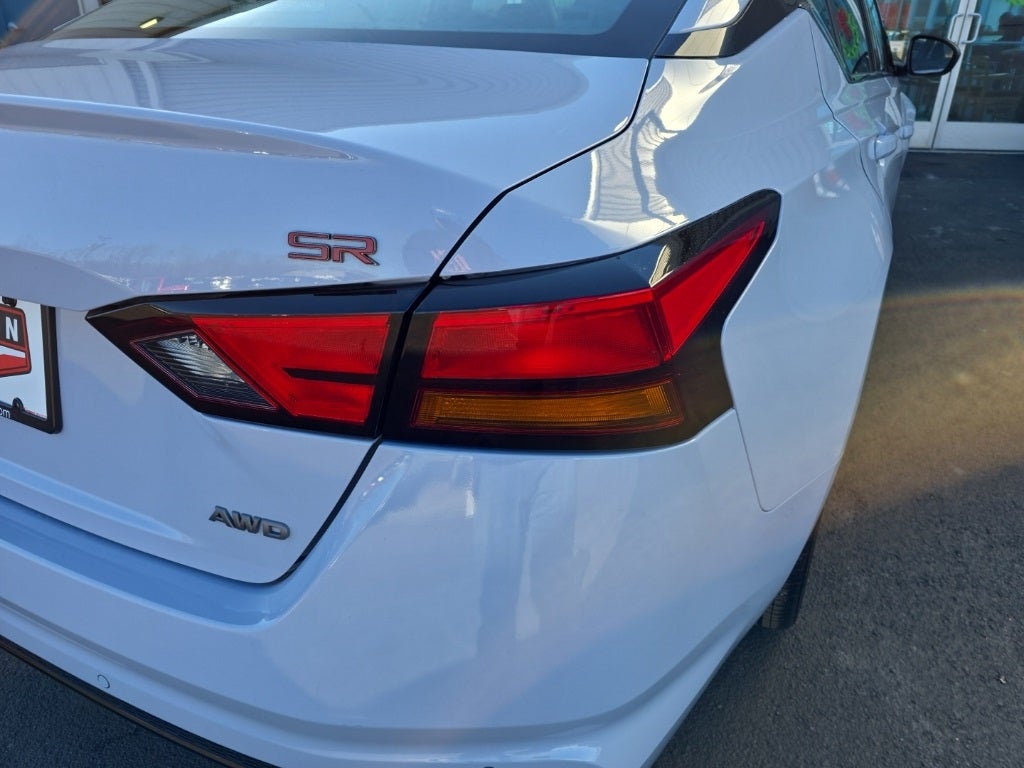 2025 Nissan Altima 2.5 SR