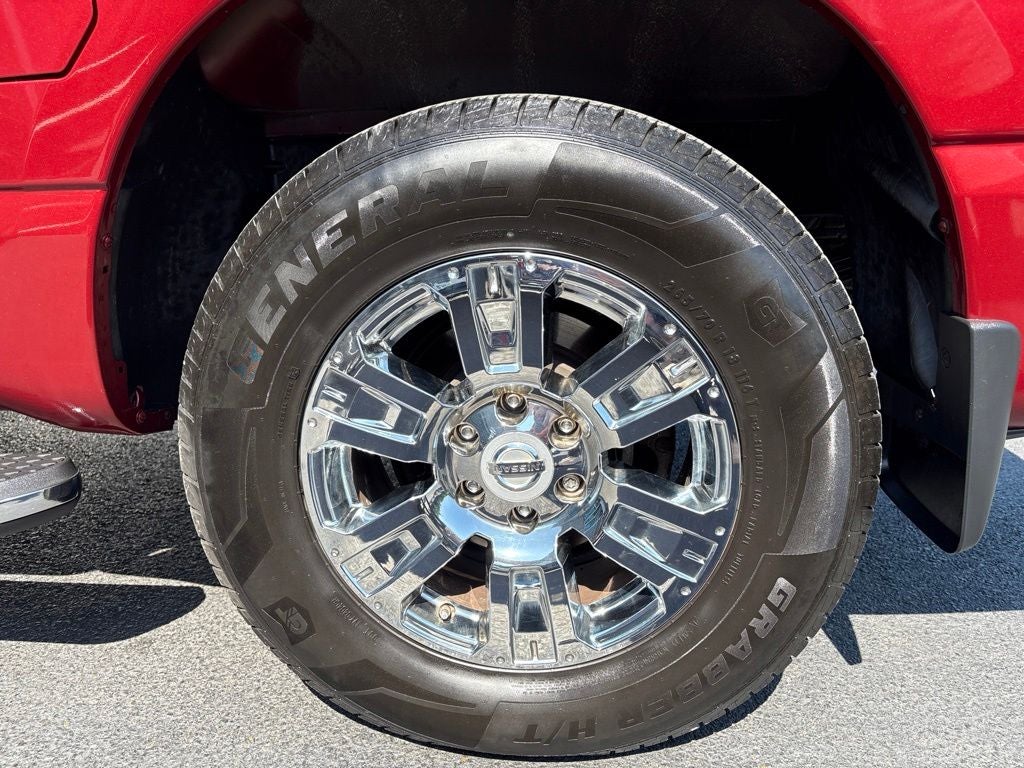 2017 Nissan Titan SV
