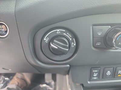 2024 Nissan Frontier SV