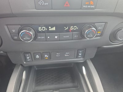 2024 Nissan Frontier SV