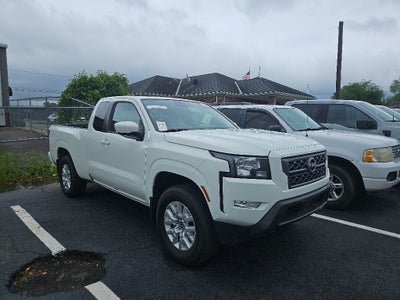 2024 Nissan Frontier SV