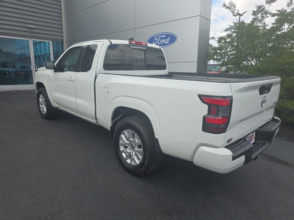 2024 Nissan Frontier SV