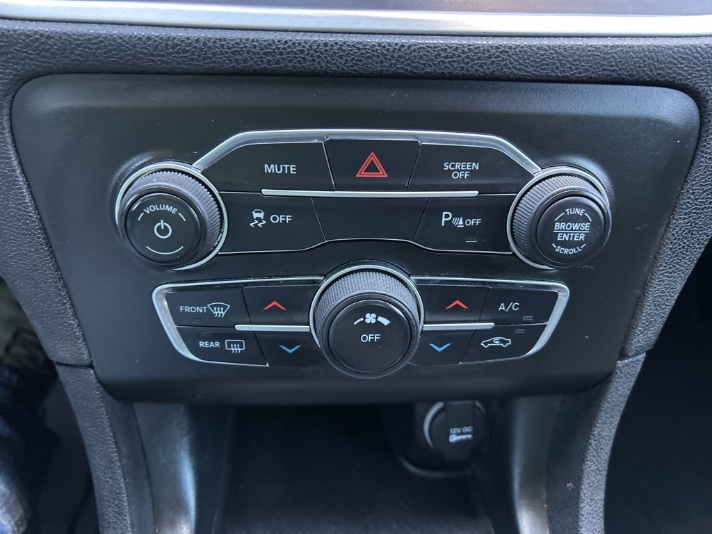 2021 Dodge Charger SXT