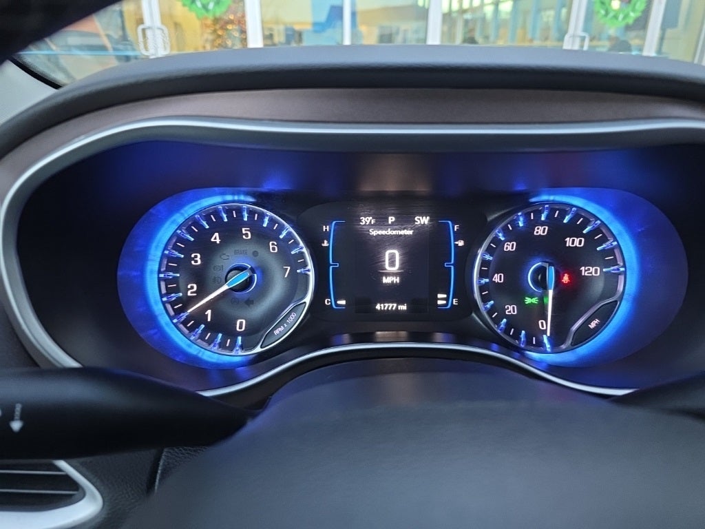 2024 Chrysler Voyager LX