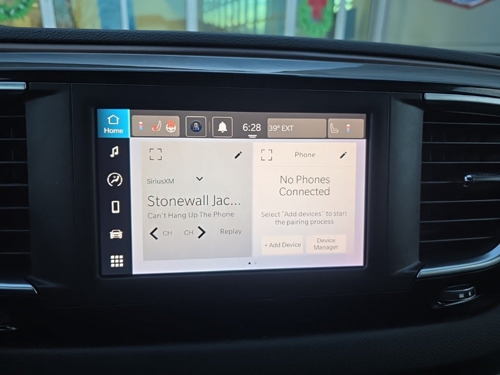 2024 Chrysler Voyager LX