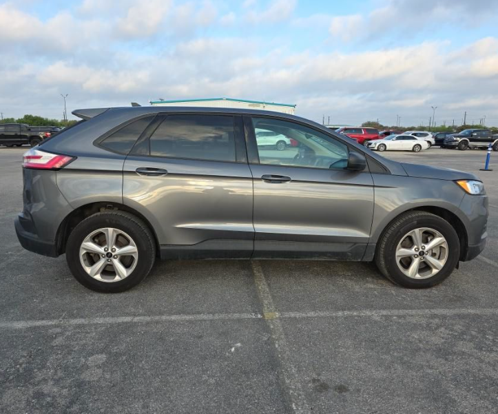 2024 Ford Edge SE