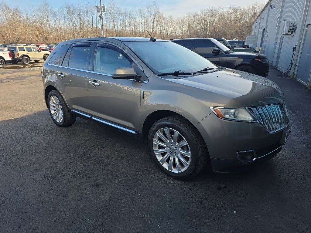 2012 Lincoln MKX Base
