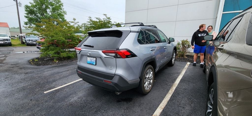 2025 Toyota RAV4 XLE Premium
