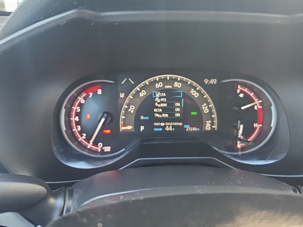 2025 Toyota RAV4 XLE